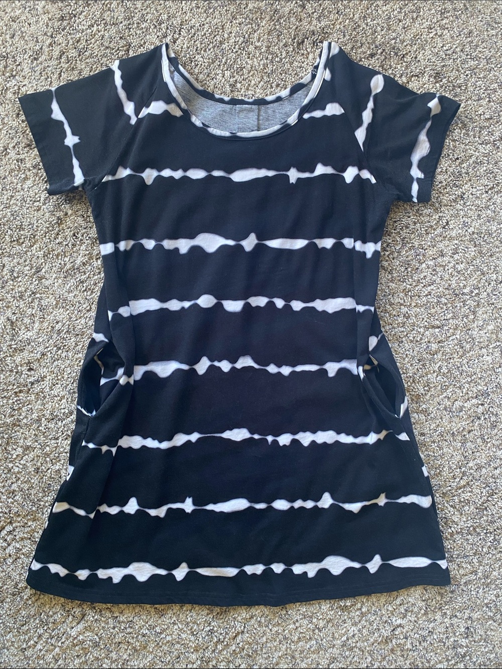 Black & White Tie-Dye Short Sleeve Cotton Dress Size M🖤🤍❤️